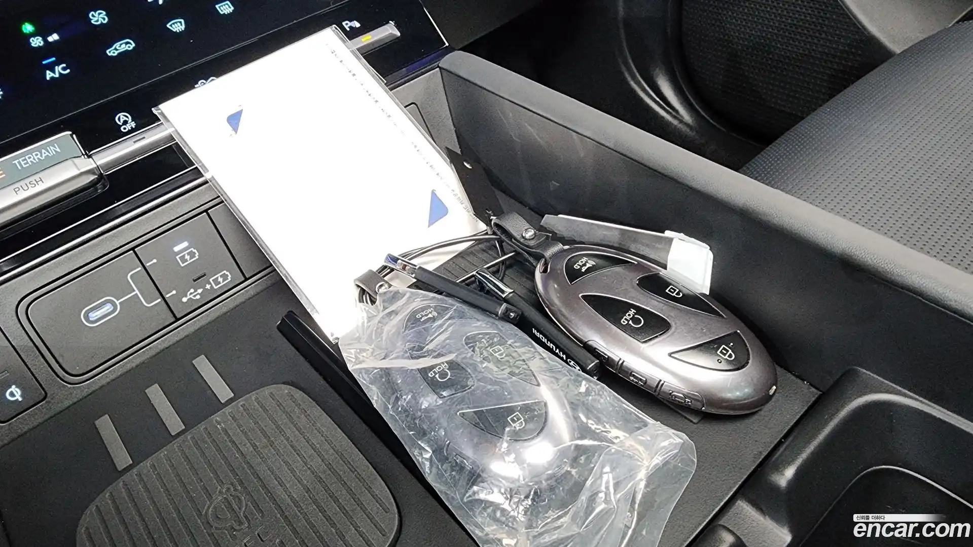 Santafe Hyundai 2025.3-OPTION-018