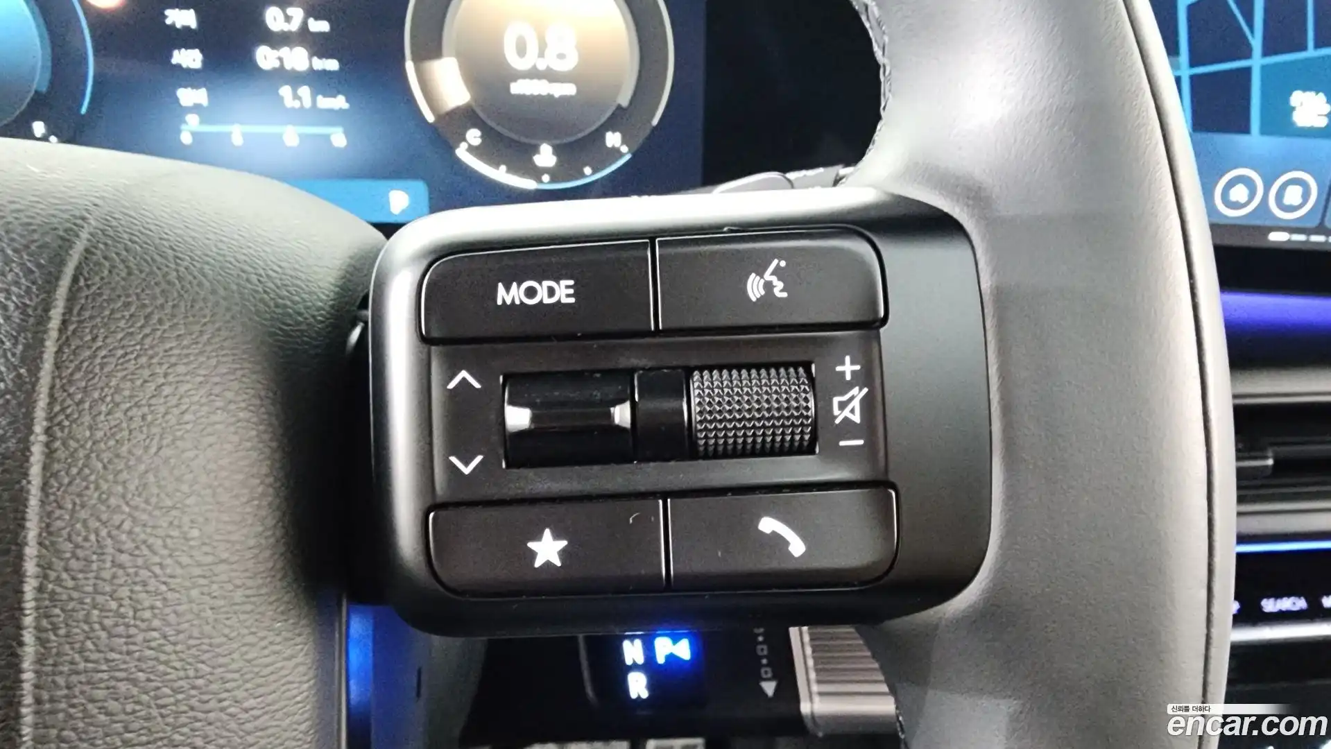 Santafe Hyundai 2025.3-OPTION-019