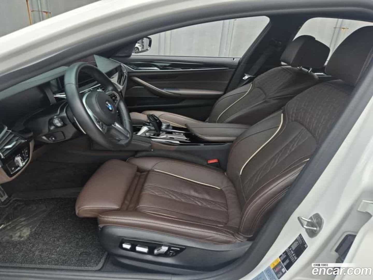 5-Series BMW 2021.5-INNER-008