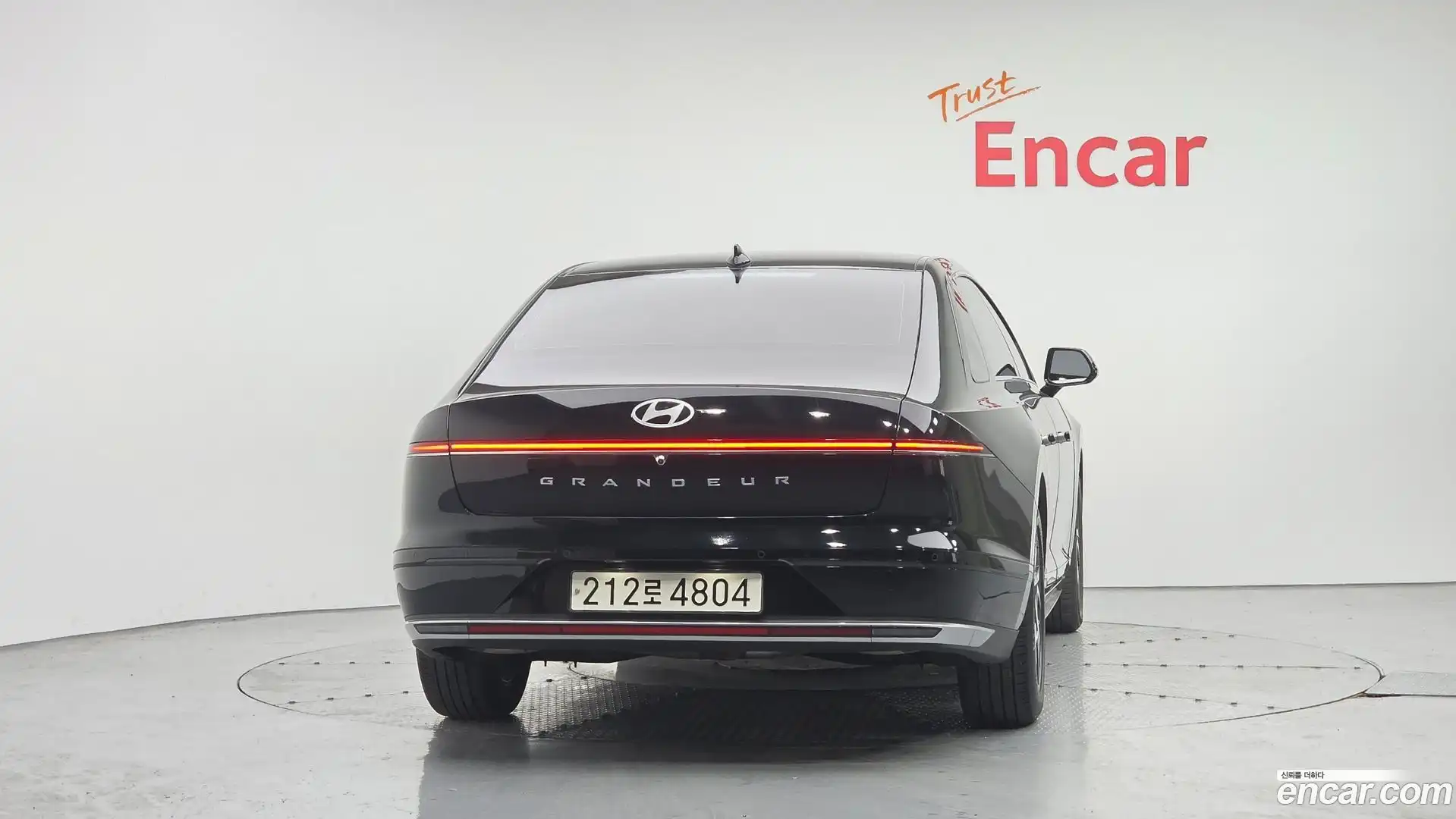Grandeur Hyundai 2023.2-OUTER-004