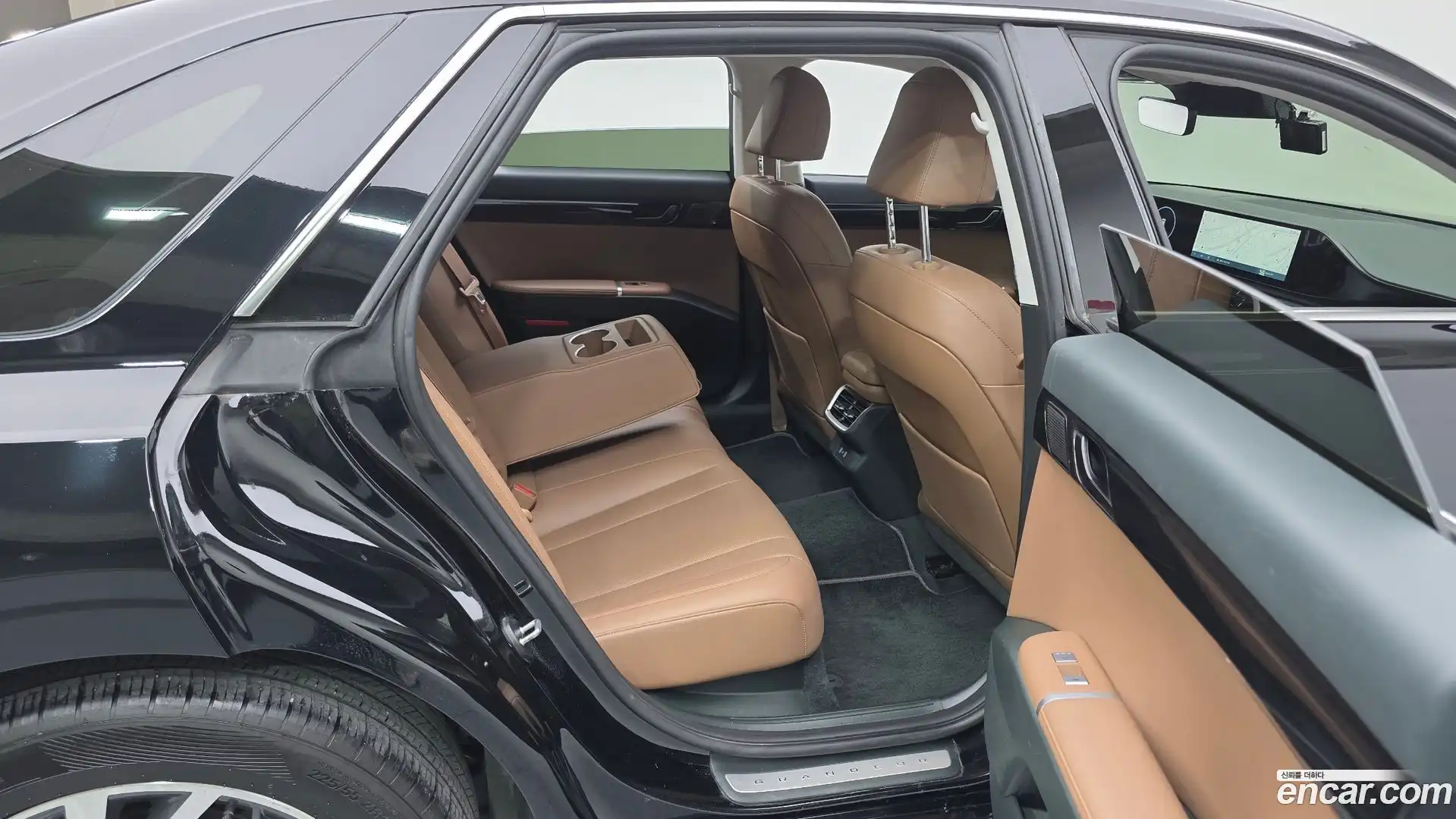 Grandeur Hyundai 2023.2-OPTION-015