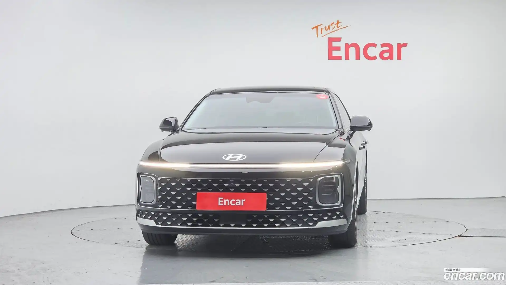 Grandeur Hyundai 2023.1-OUTER-003