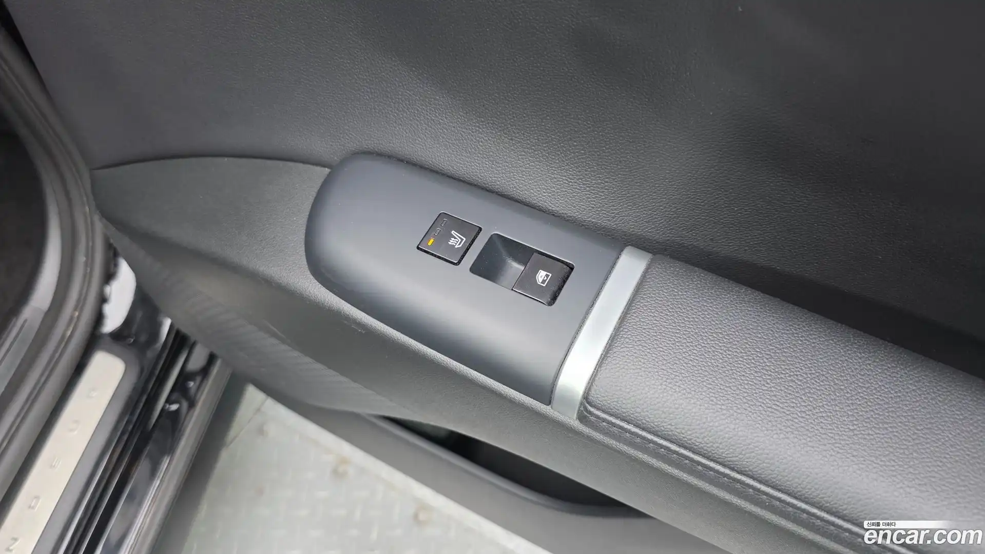 Grandeur Hyundai 2023.1-OPTION-023