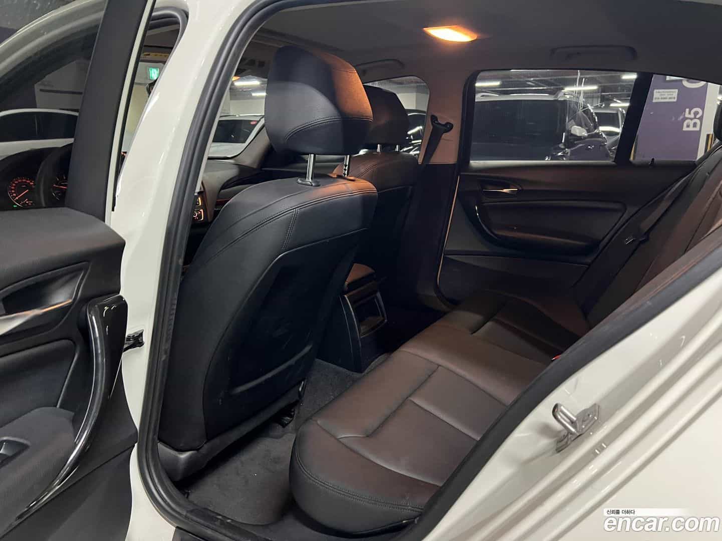 1-Series BMW 2015.3-INNER-008