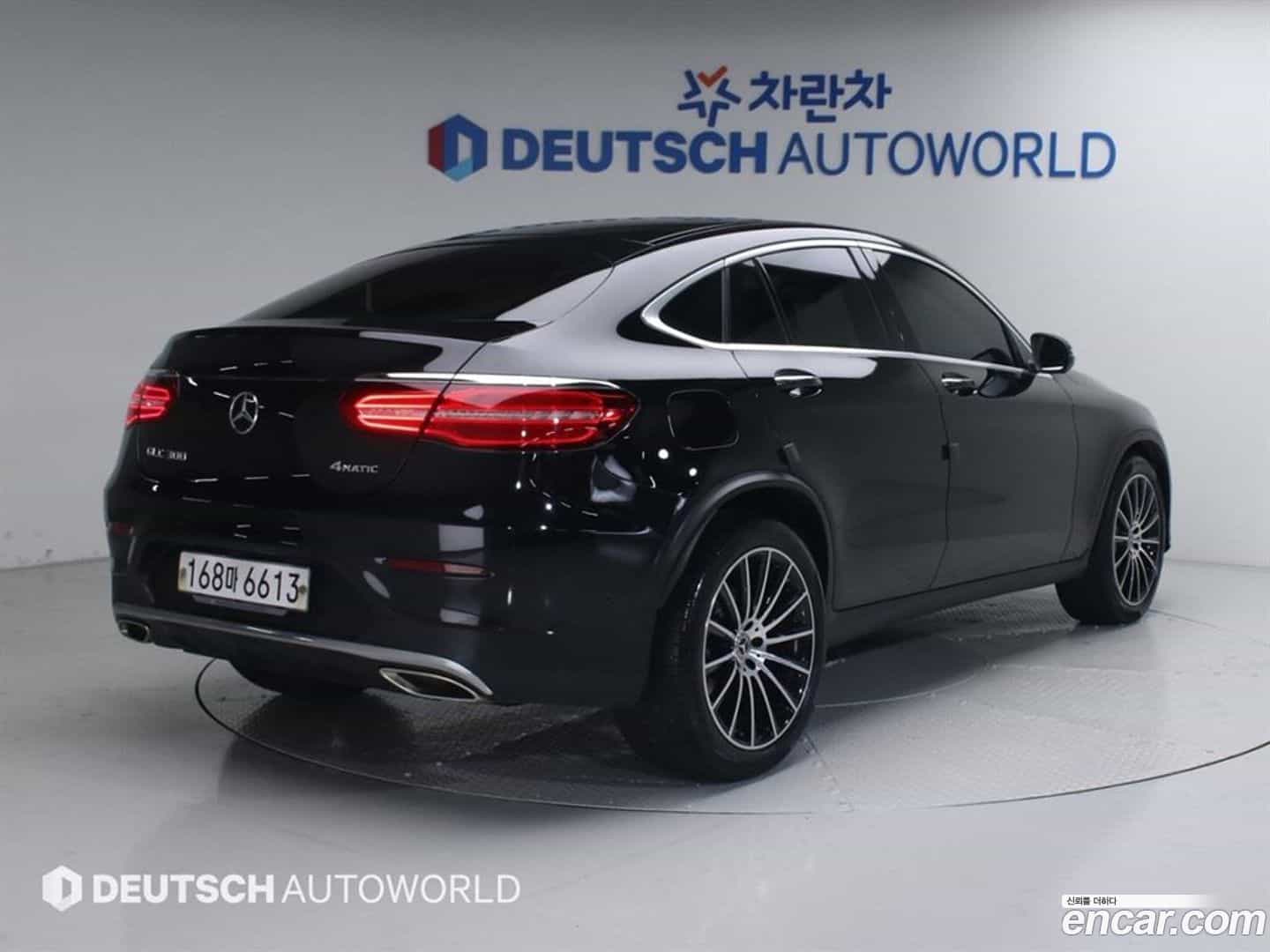 GLC-Class Mercedes-Benz 2019.10-OUTER-002