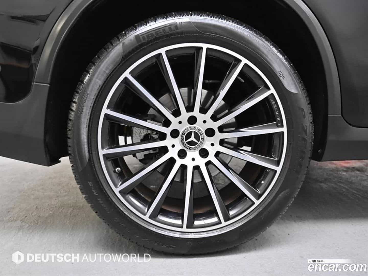 GLC-Class Mercedes-Benz 2019.10-OUTER-005