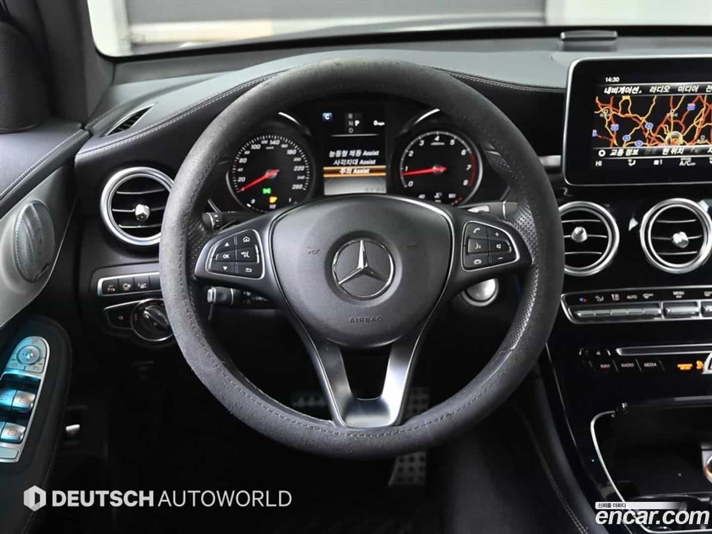 GLC-Class Mercedes-Benz 2019.10-OPTION-017