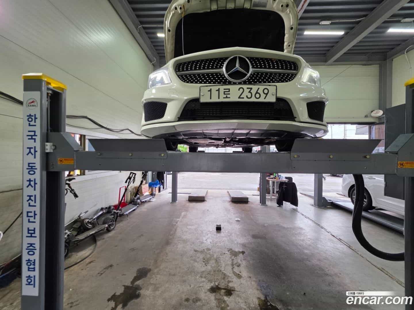 CLA-Class Mercedes-Benz 2015.4-OUTER-001