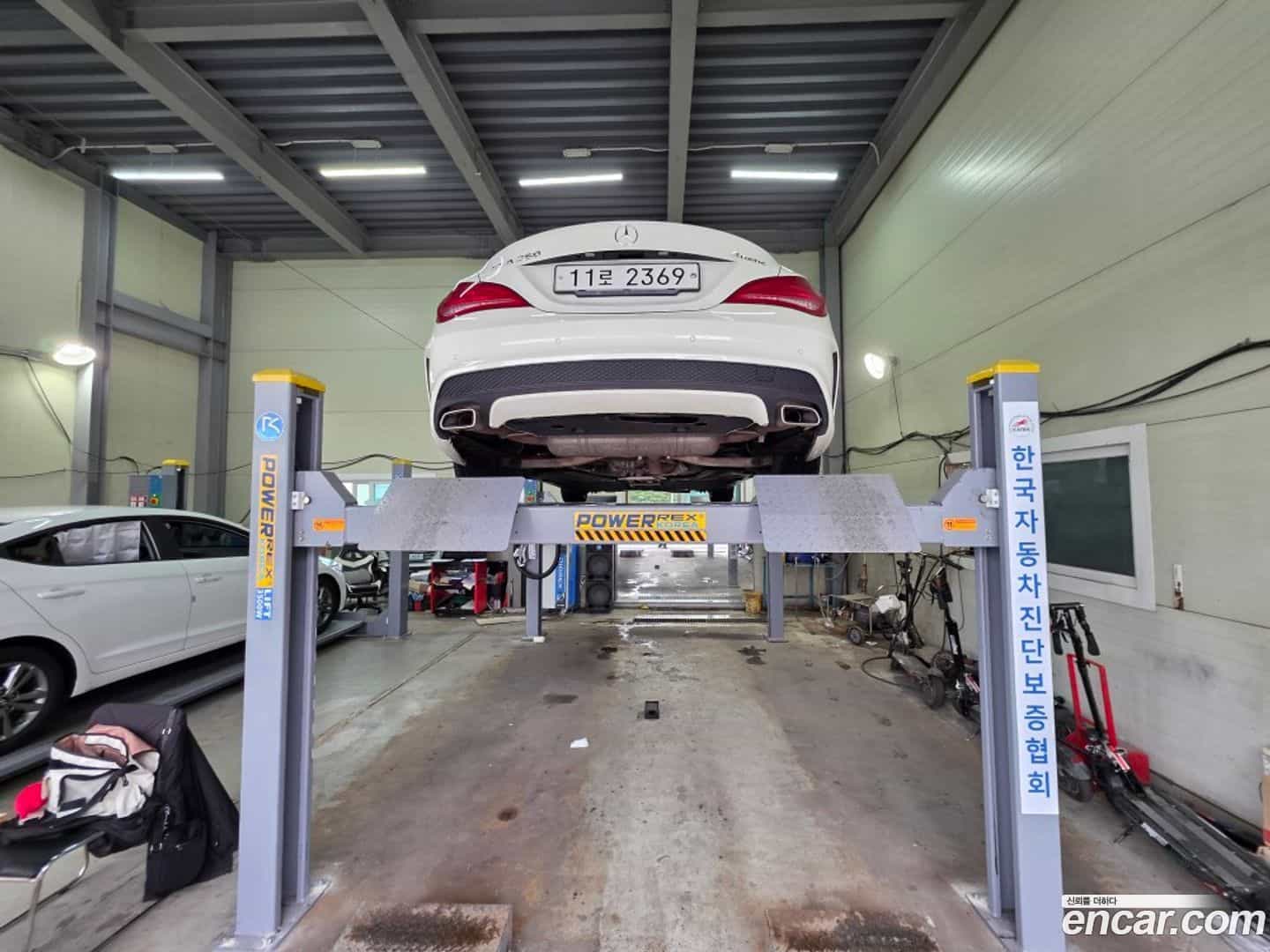 CLA-Class Mercedes-Benz 2015.4-OUTER-002