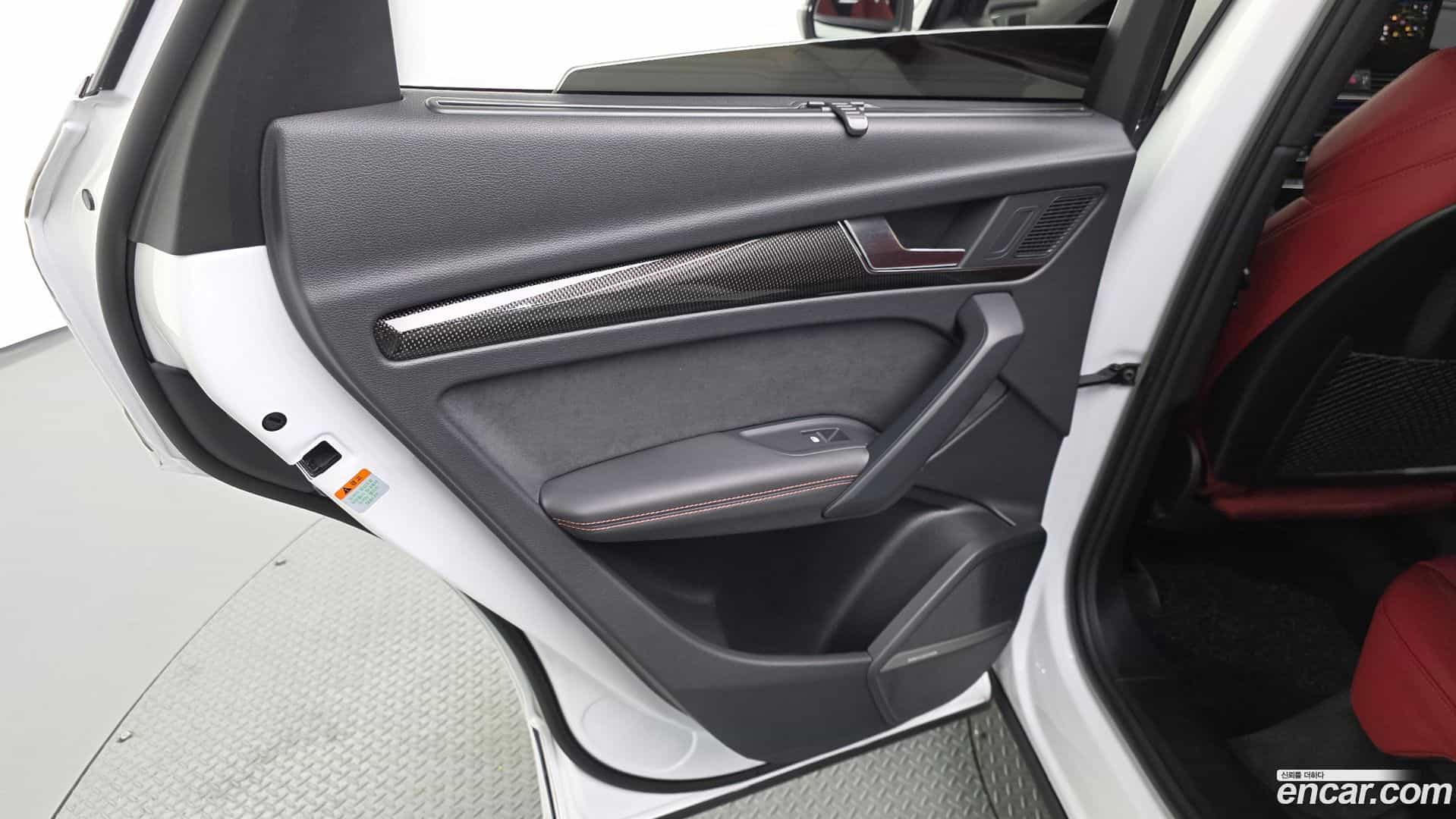 SQ5 Audi 2022.5-INNER-035