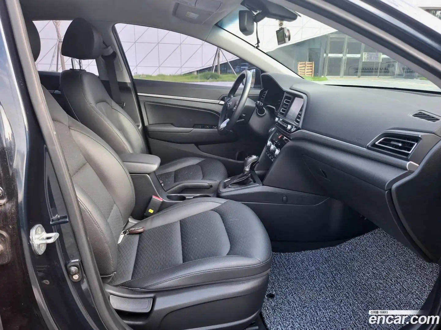 AVANTE Hyundai 2019.2-OPTION-015
