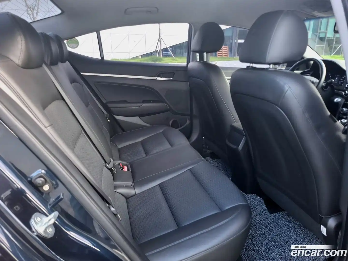 AVANTE Hyundai 2019.2-OPTION-016