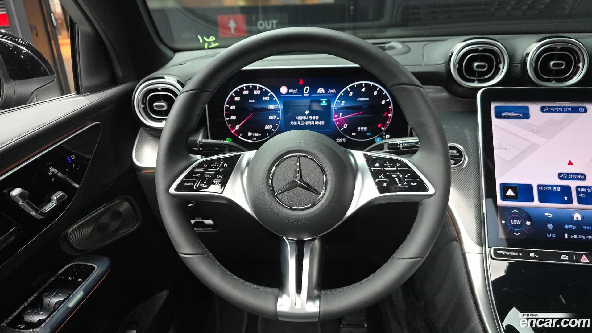 GLC-Class Mercedes-Benz 2025.7-OPTION-017