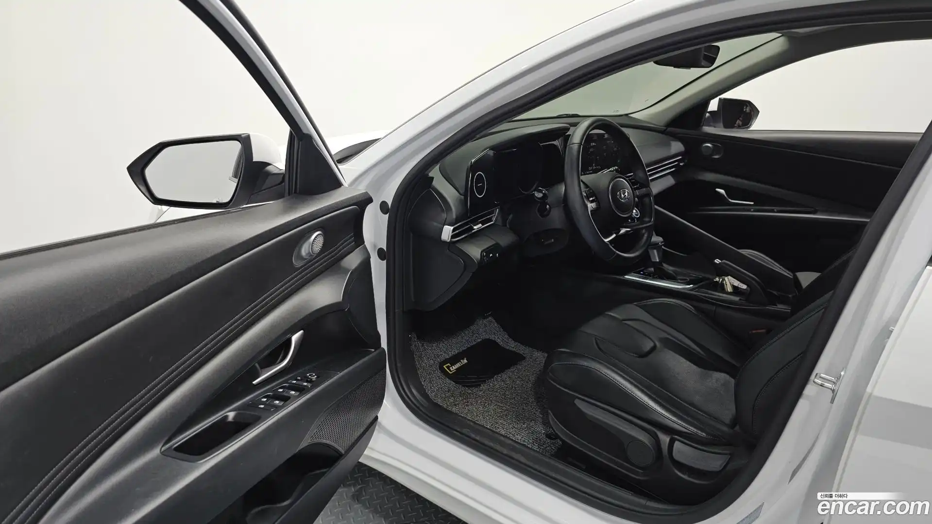 AVANTE Hyundai 2021.3-INNER-010