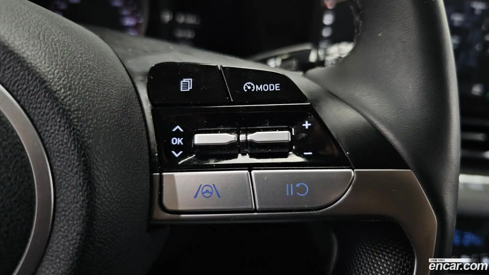 AVANTE Hyundai 2021.3-OPTION-042