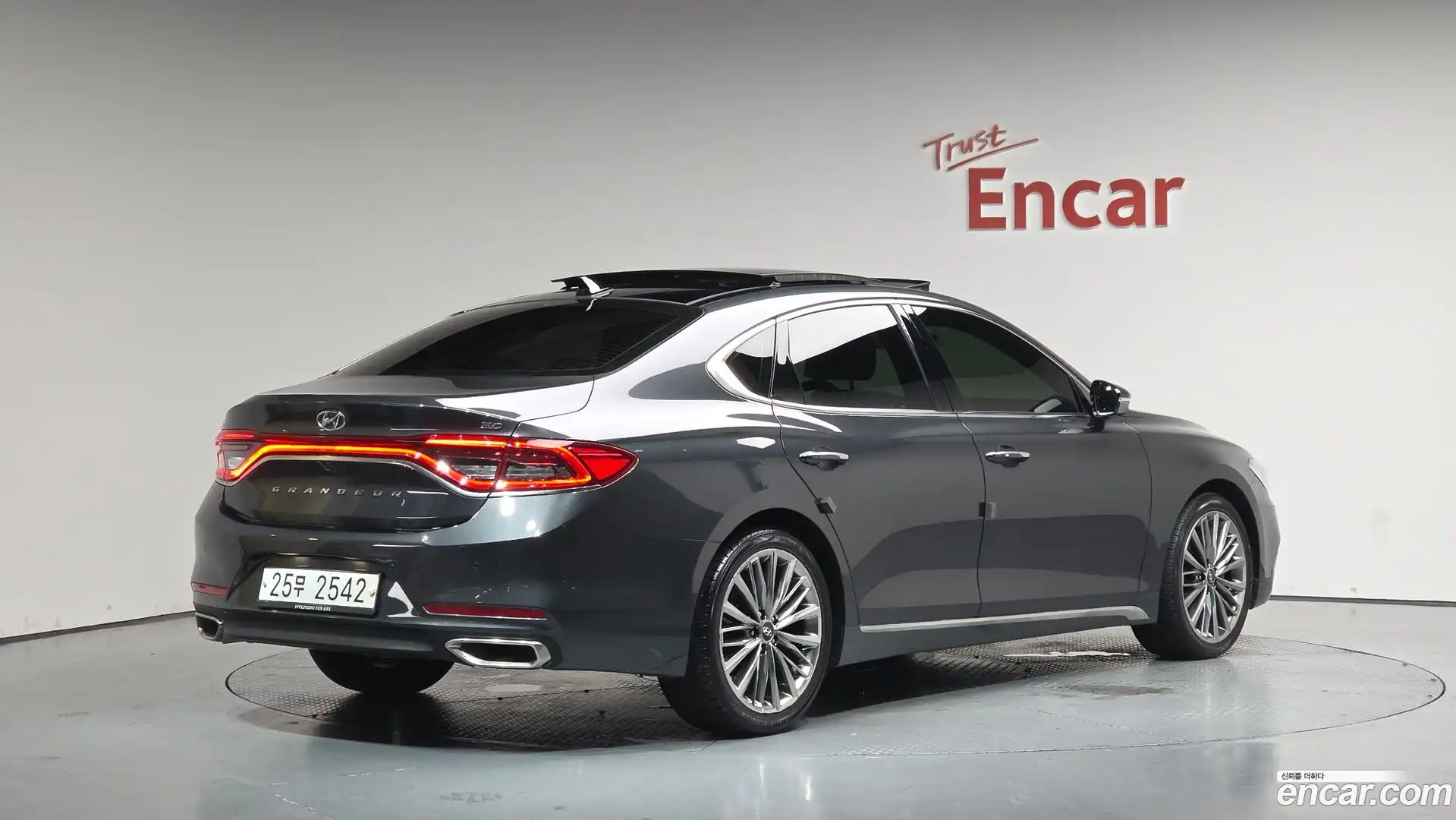 Grandeur Hyundai 2019.2-OUTER-002