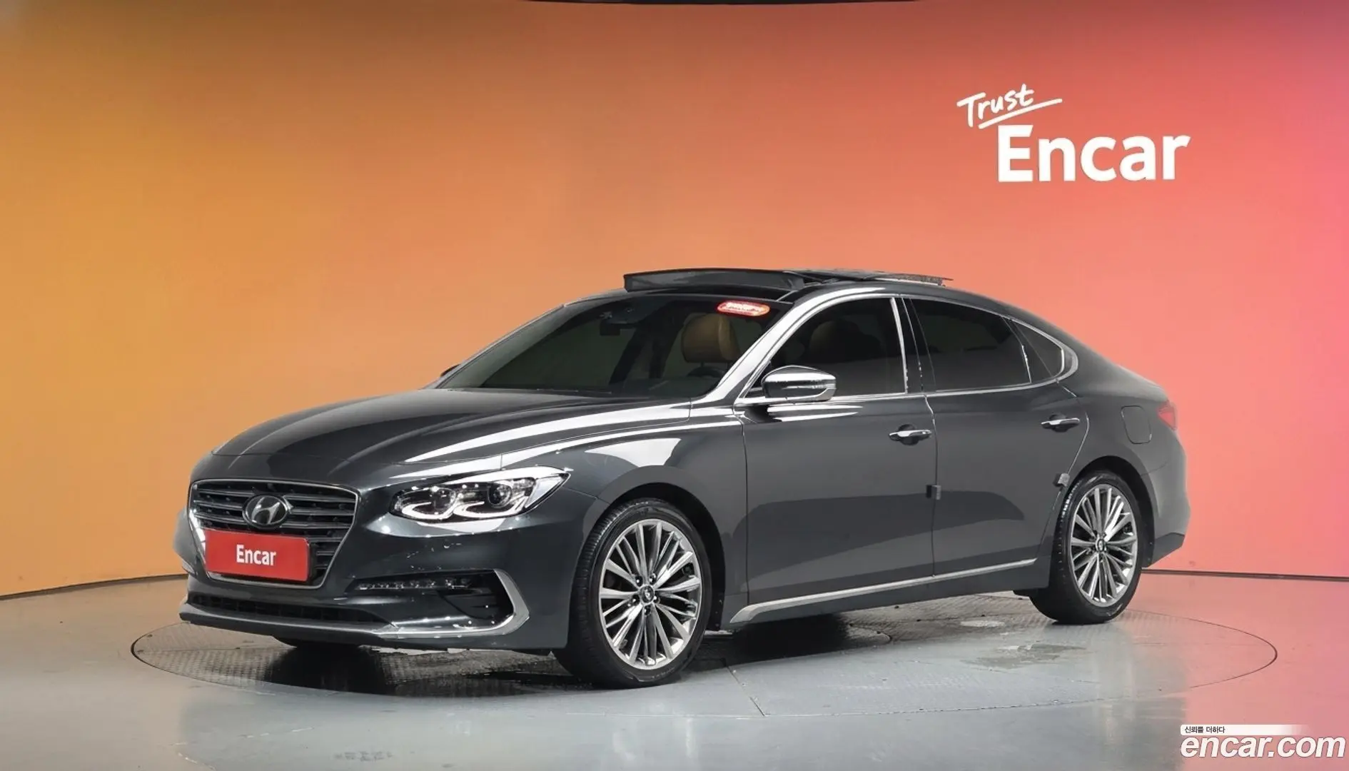 Main__Slider__Photo:Grandeur Hyundai 2019.2-0