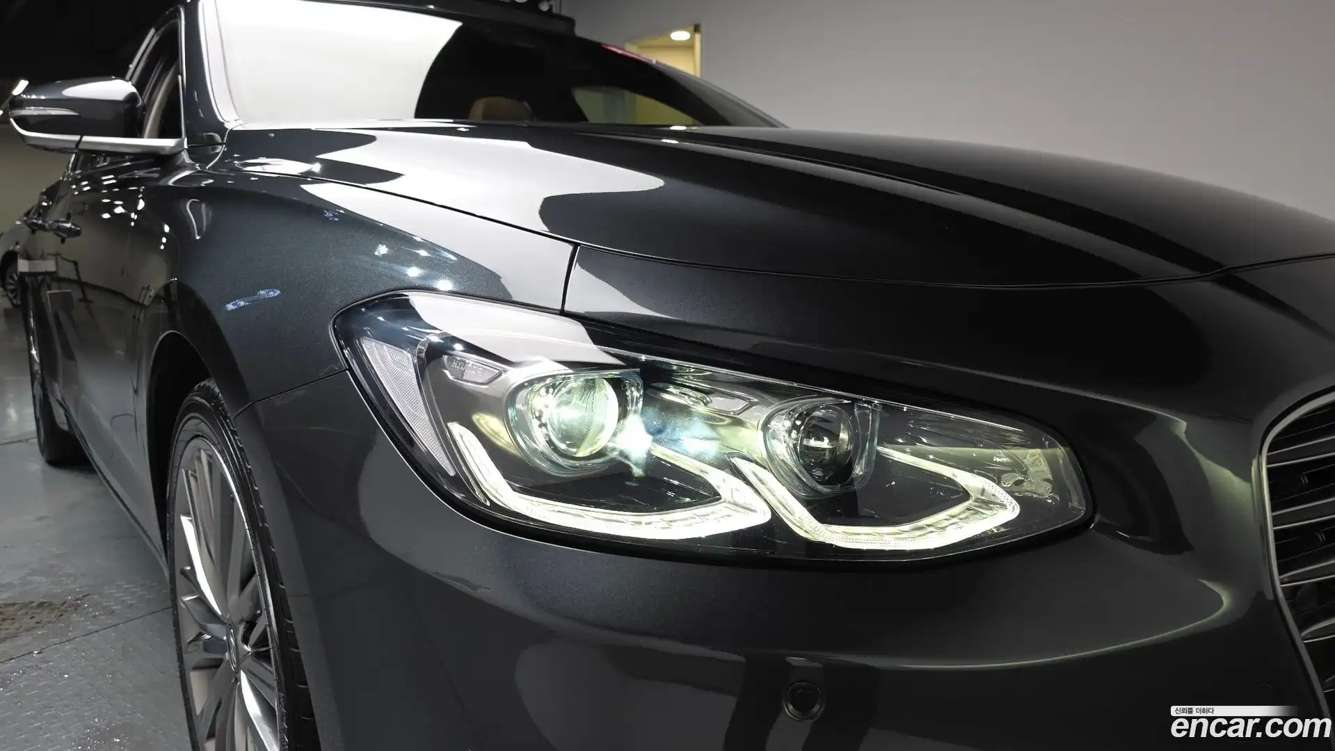 Grandeur Hyundai 2019.2-OUTER-032