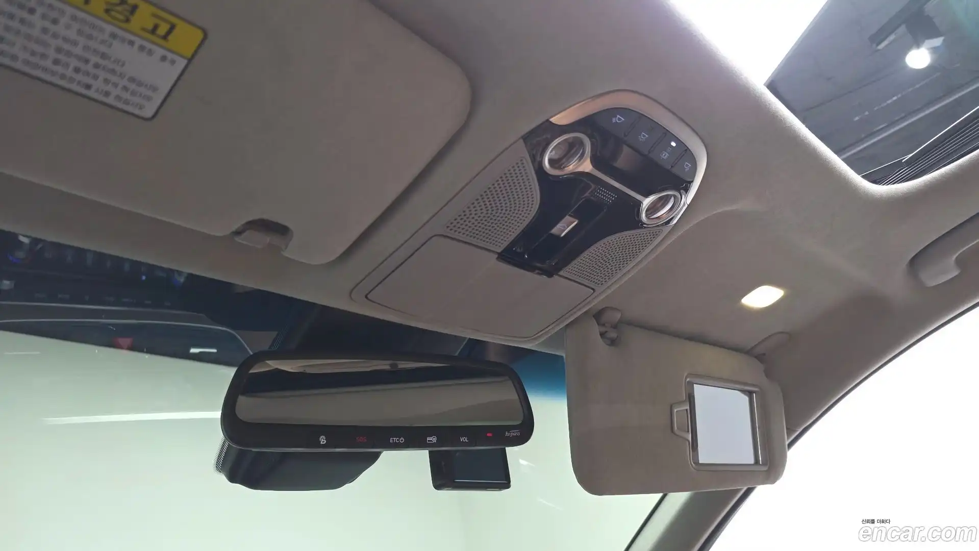 Grandeur Hyundai 2019.2-OPTION-042