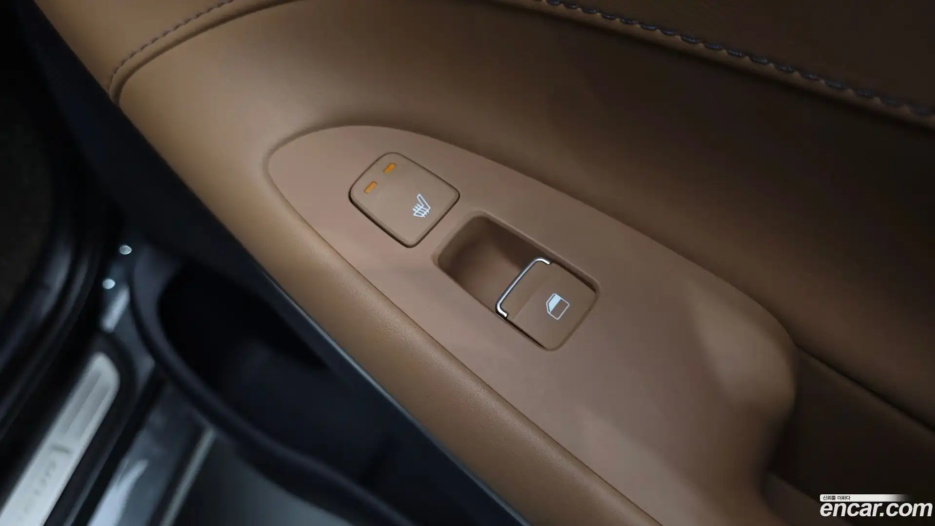 Grandeur Hyundai 2019.2-OPTION-048