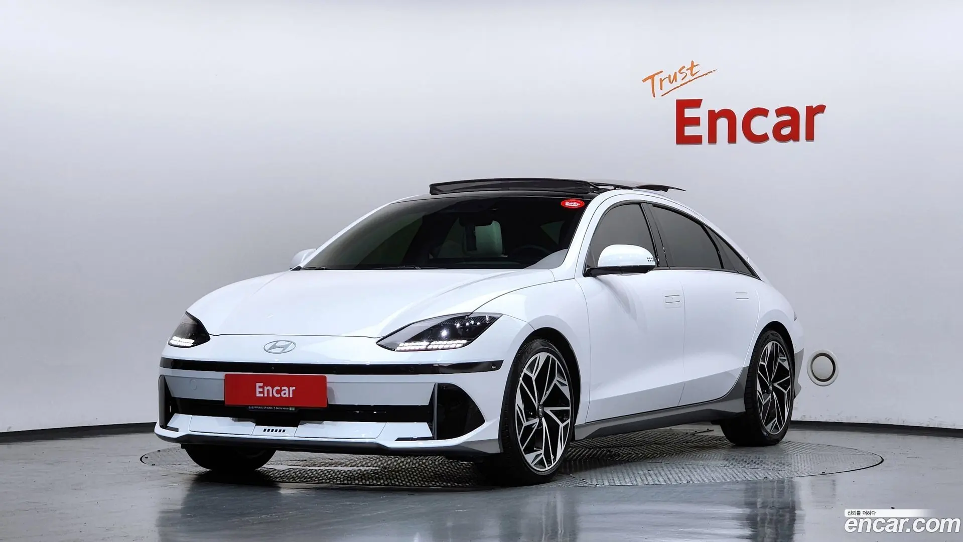 Main__Slider__Photo:Ioniq6 Hyundai 2022.9-0