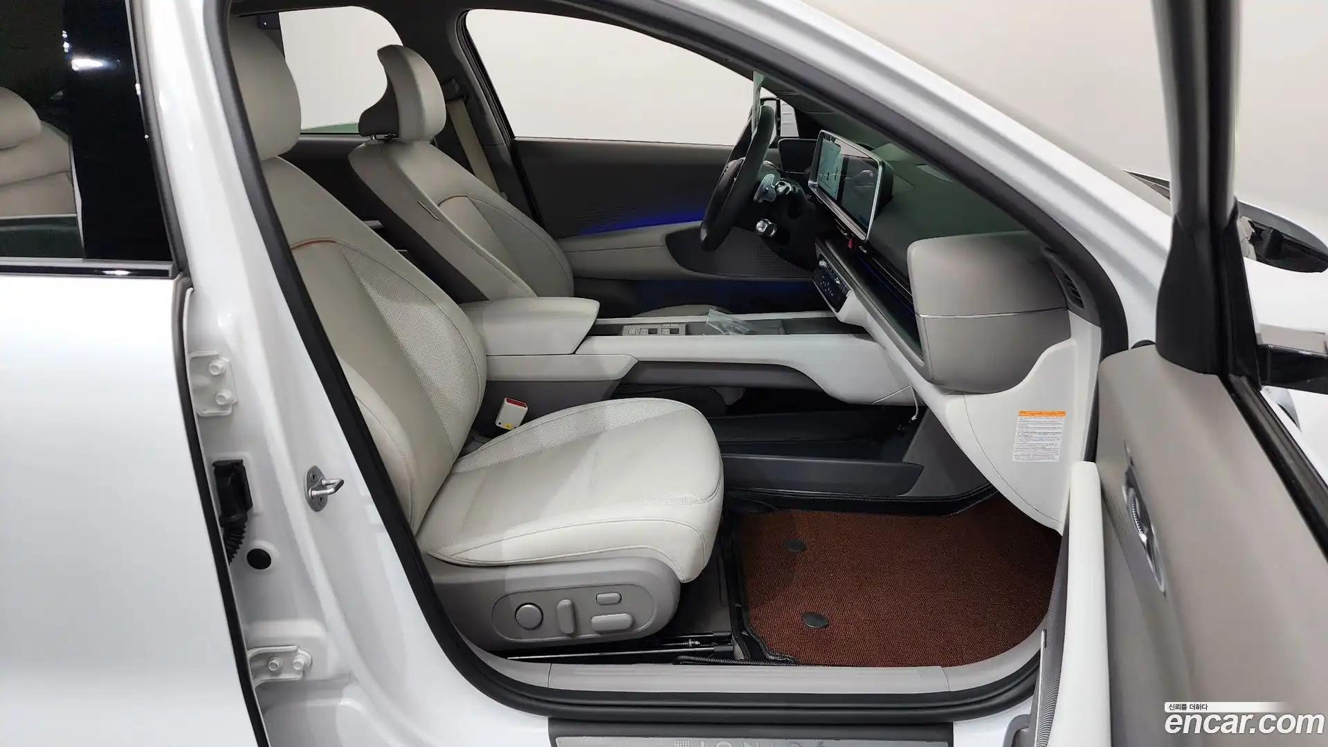 Ioniq6 Hyundai 2022.9-INNER-036