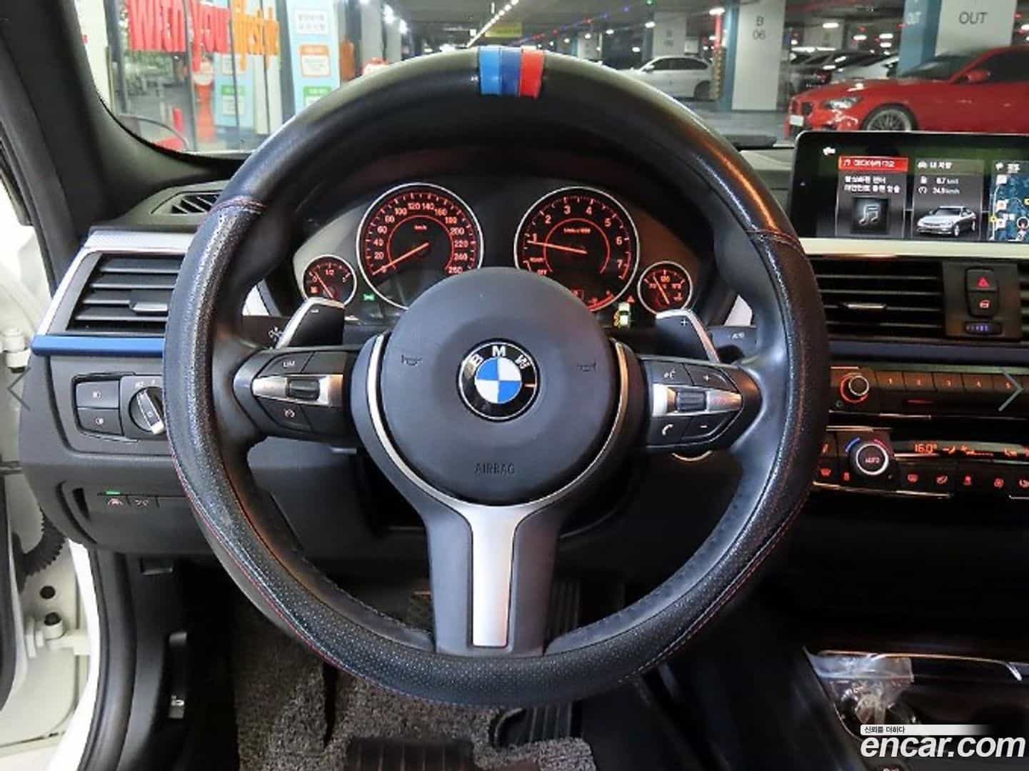 3-Series BMW 2018.1-INNER-008