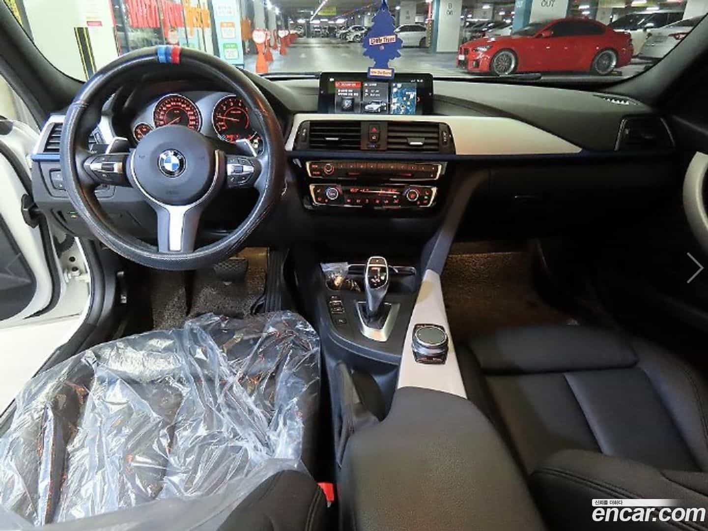 3-Series BMW 2018.1-INNER-010