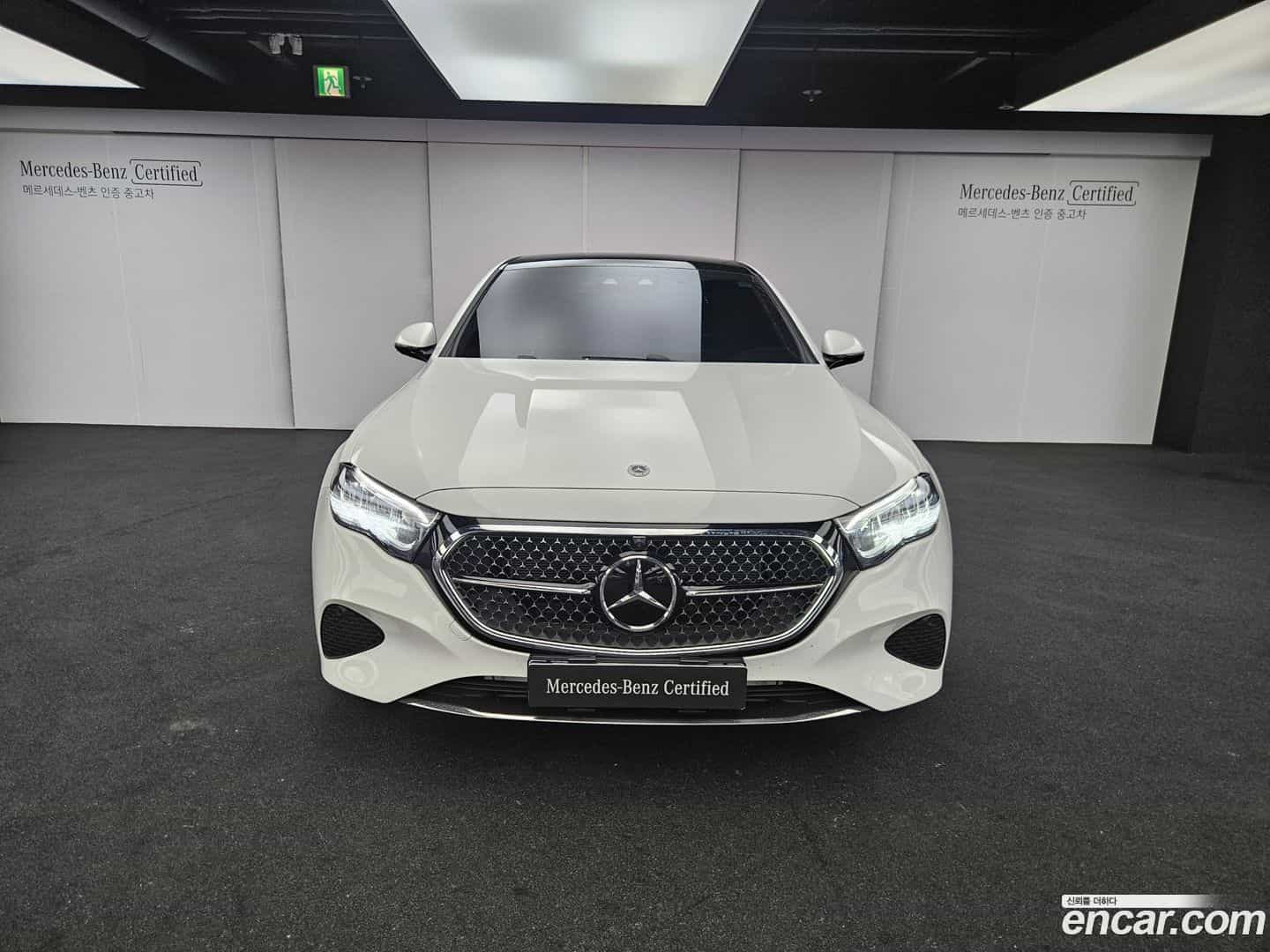 E-Class Mercedes-Benz 2026.1-OUTER-003