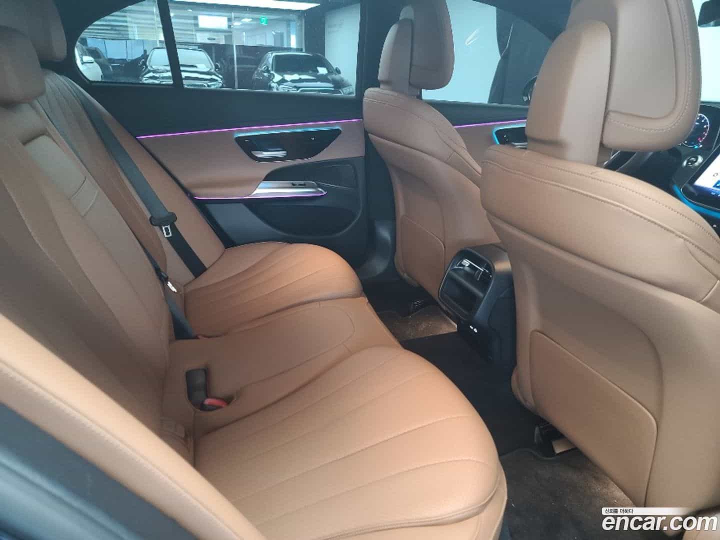 E-Class Mercedes-Benz 2026.1-OPTION-016