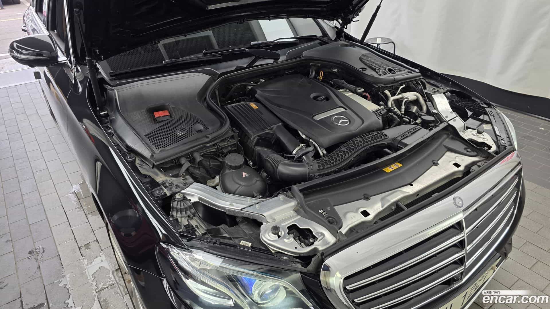 E-Class Mercedes-Benz 2017.0-OUTER-006