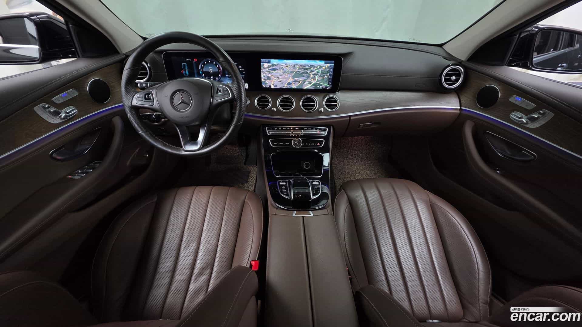 E-Class Mercedes-Benz 2017.0-INNER-007