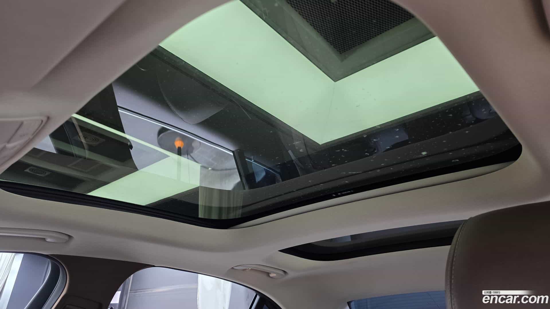 E-Class Mercedes-Benz 2017.0-OPTION-022