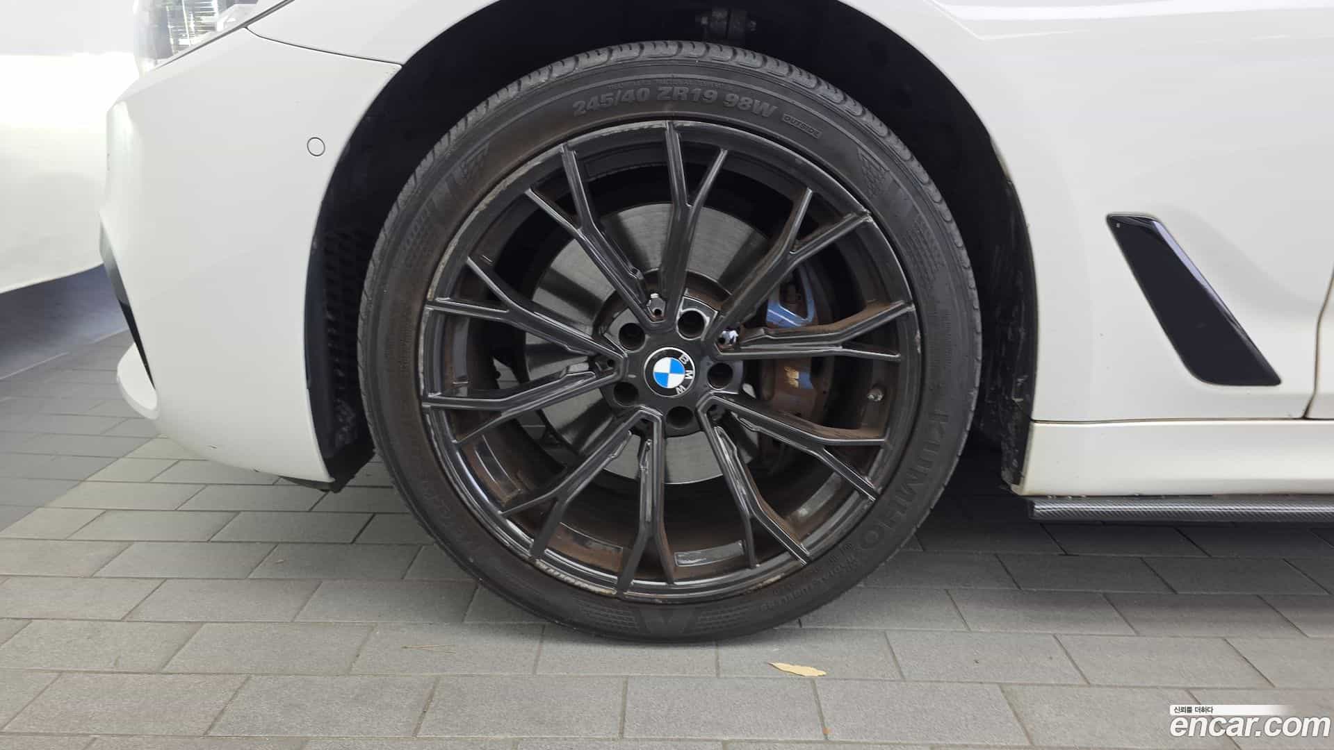 5-Series BMW 2017.8-OUTER-005