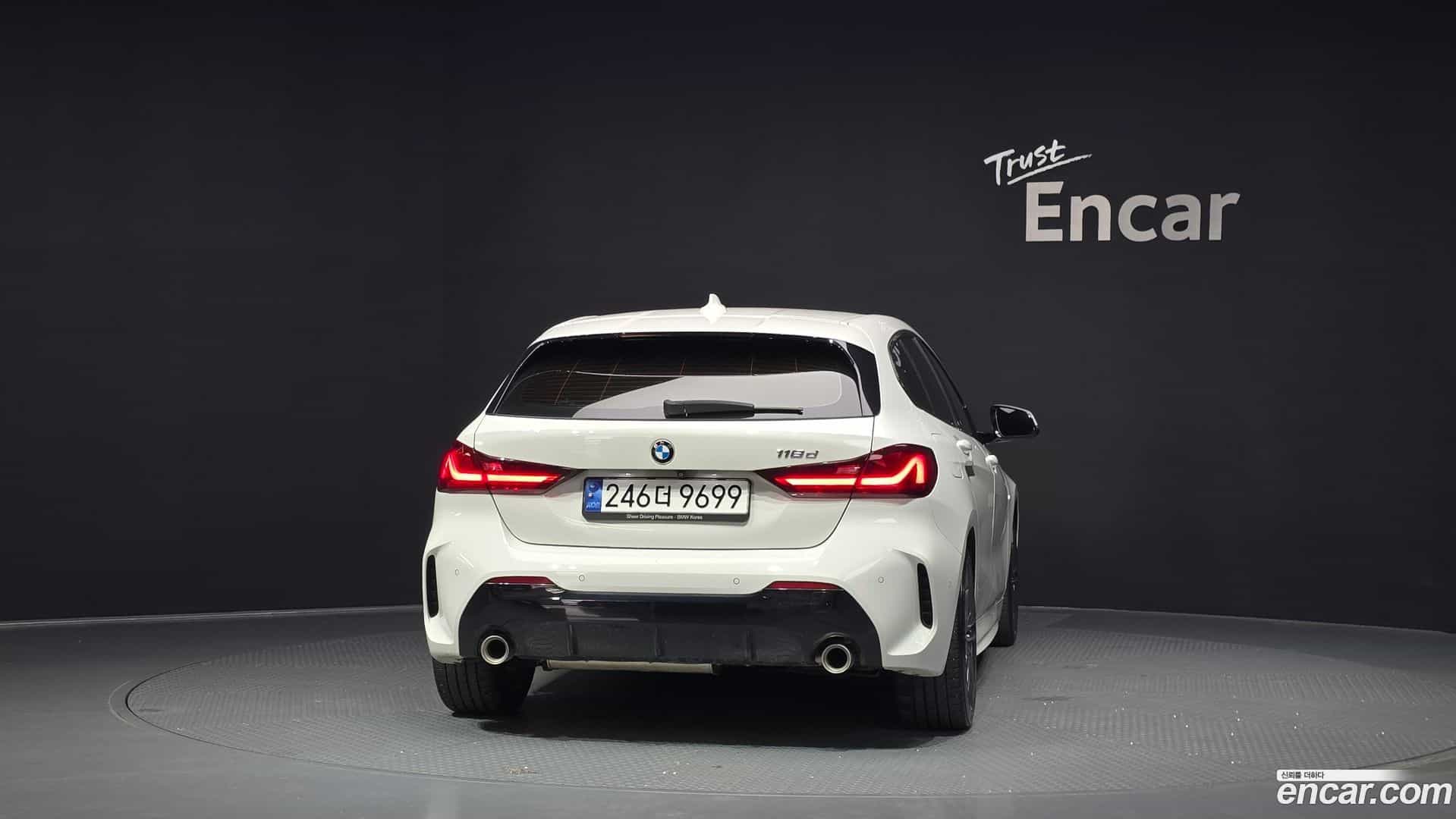 1-Series BMW 2021.6-OUTER-004
