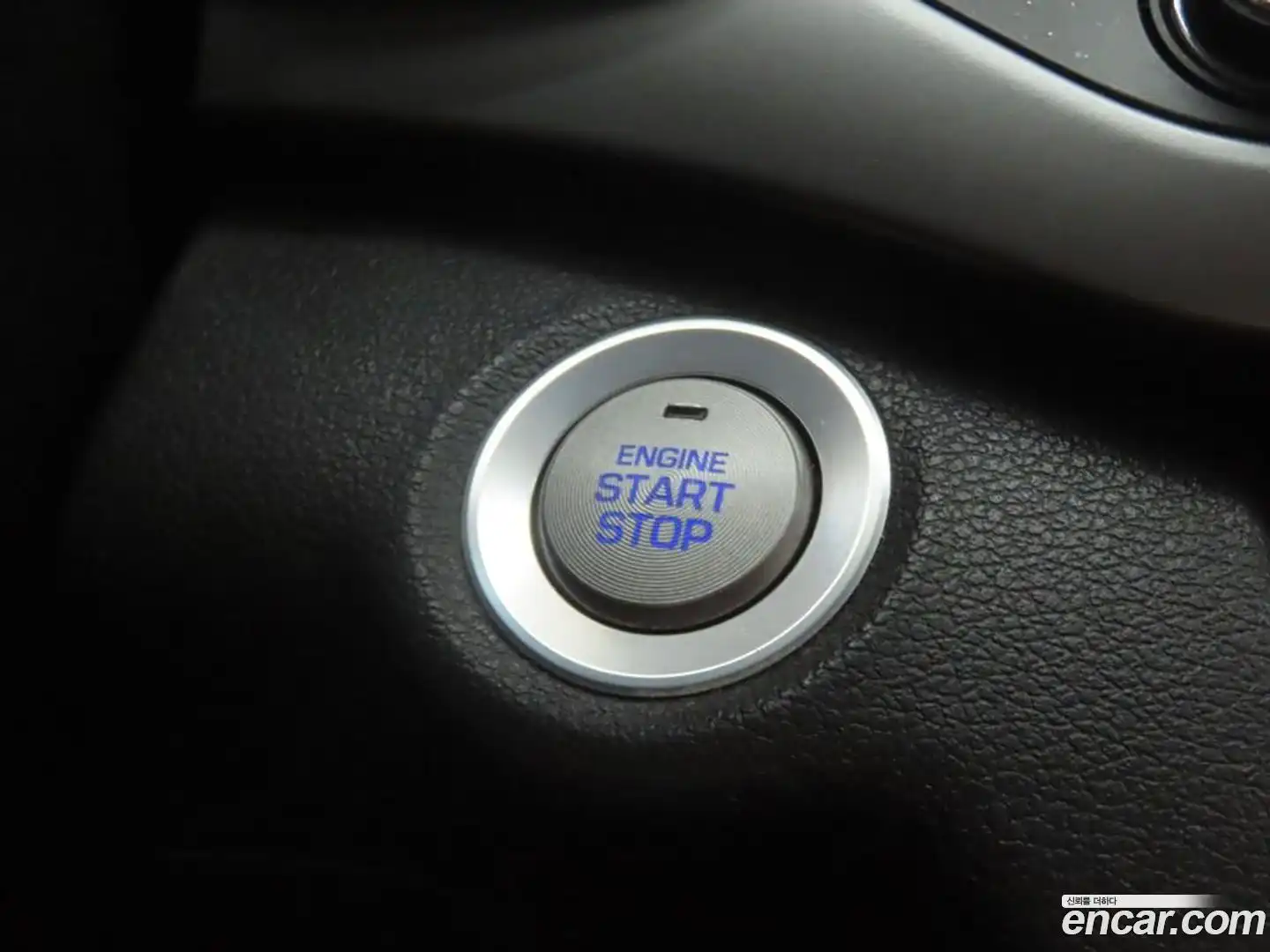 AVANTE Hyundai 2017.3-OPTION-017