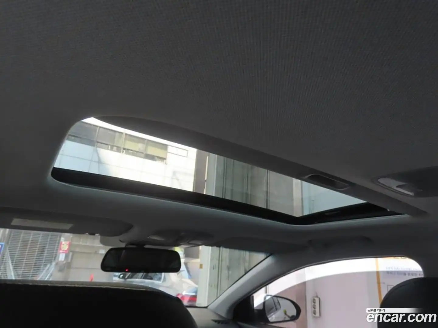 AVANTE Hyundai 2017.3-OPTION-022