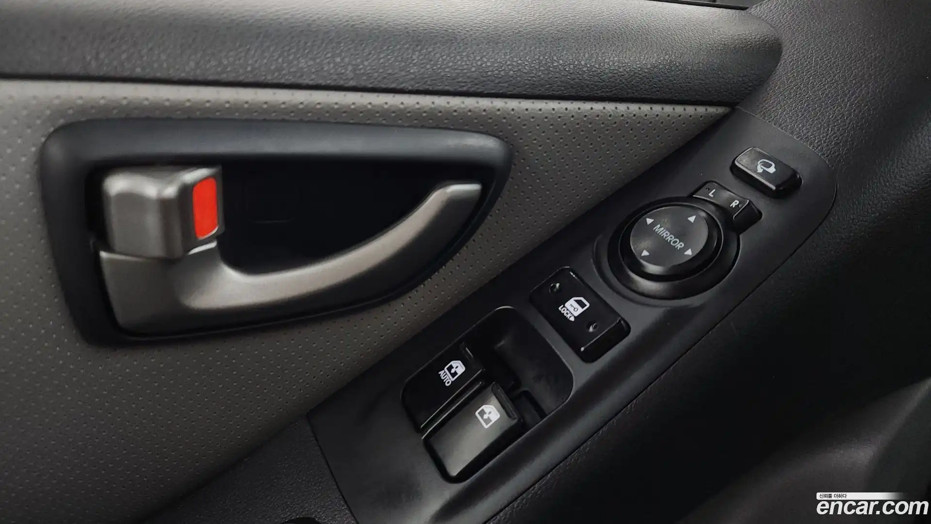 Starex Hyundai 2020.5-OPTION-023