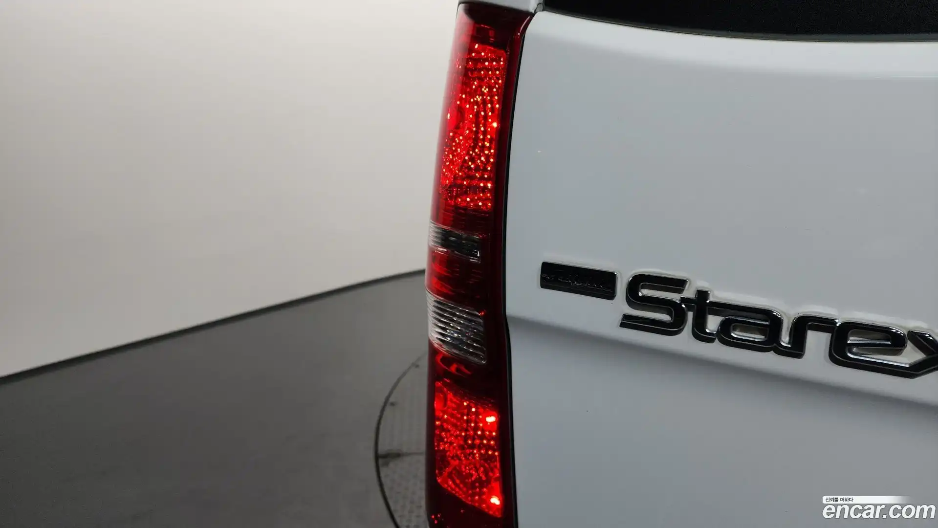 Starex Hyundai 2020.5-OUTER-033