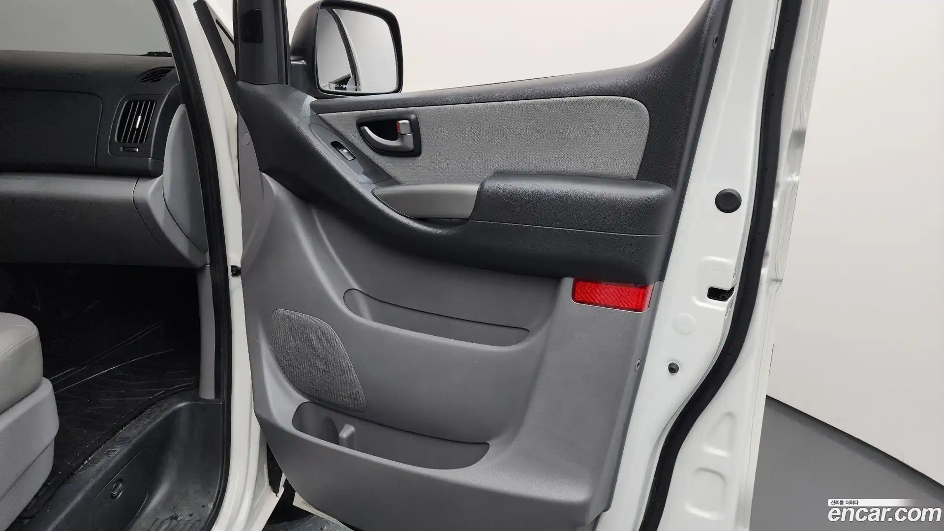 Starex Hyundai 2020.5-INNER-035