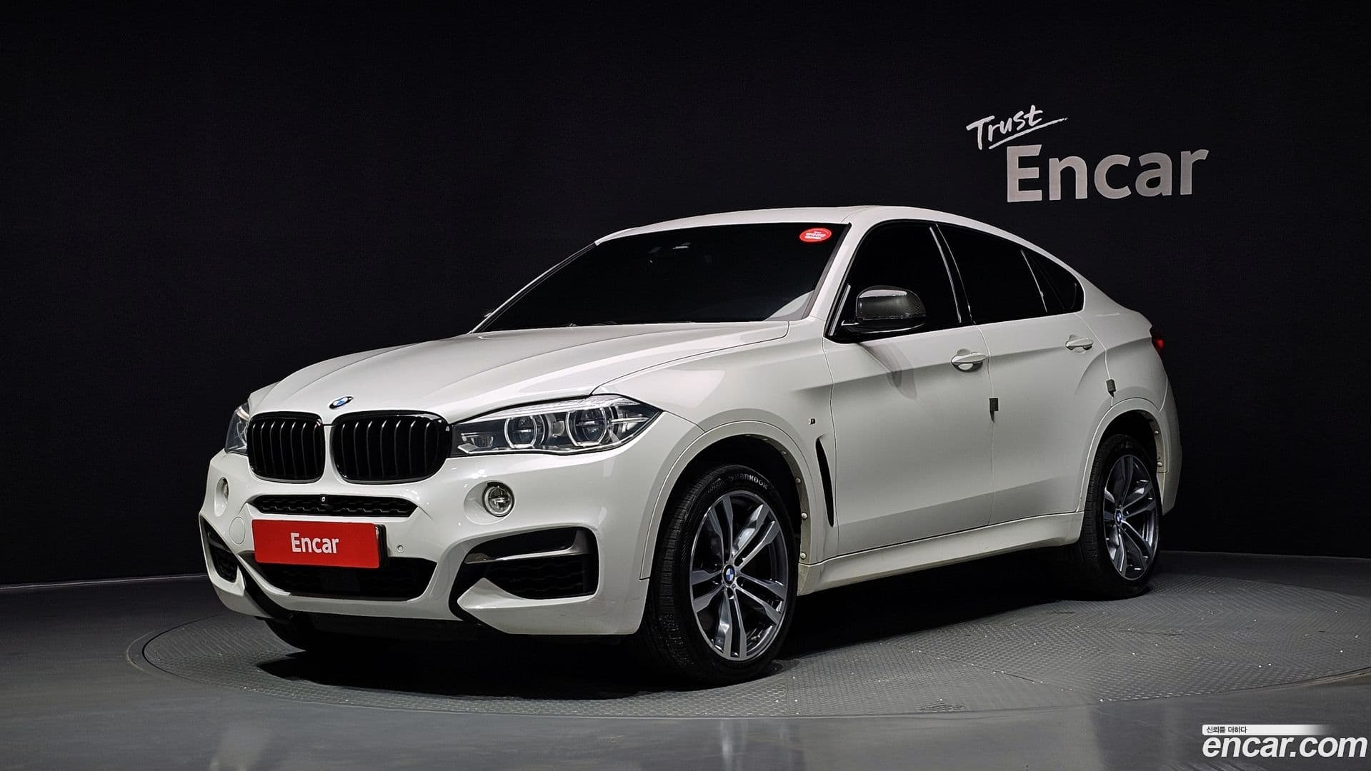 Main__Slider__Photo:X6 BMW 2017.7-0