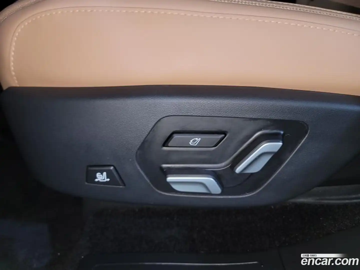 Santafe Hyundai 2025.1-INNER-010