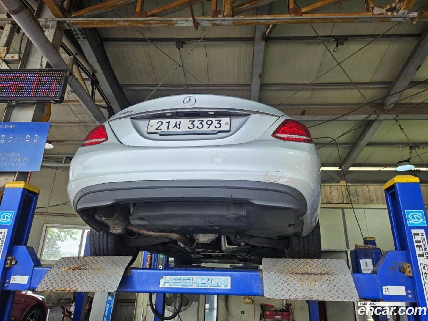 C-Class Mercedes-Benz 2018.2-OUTER-002