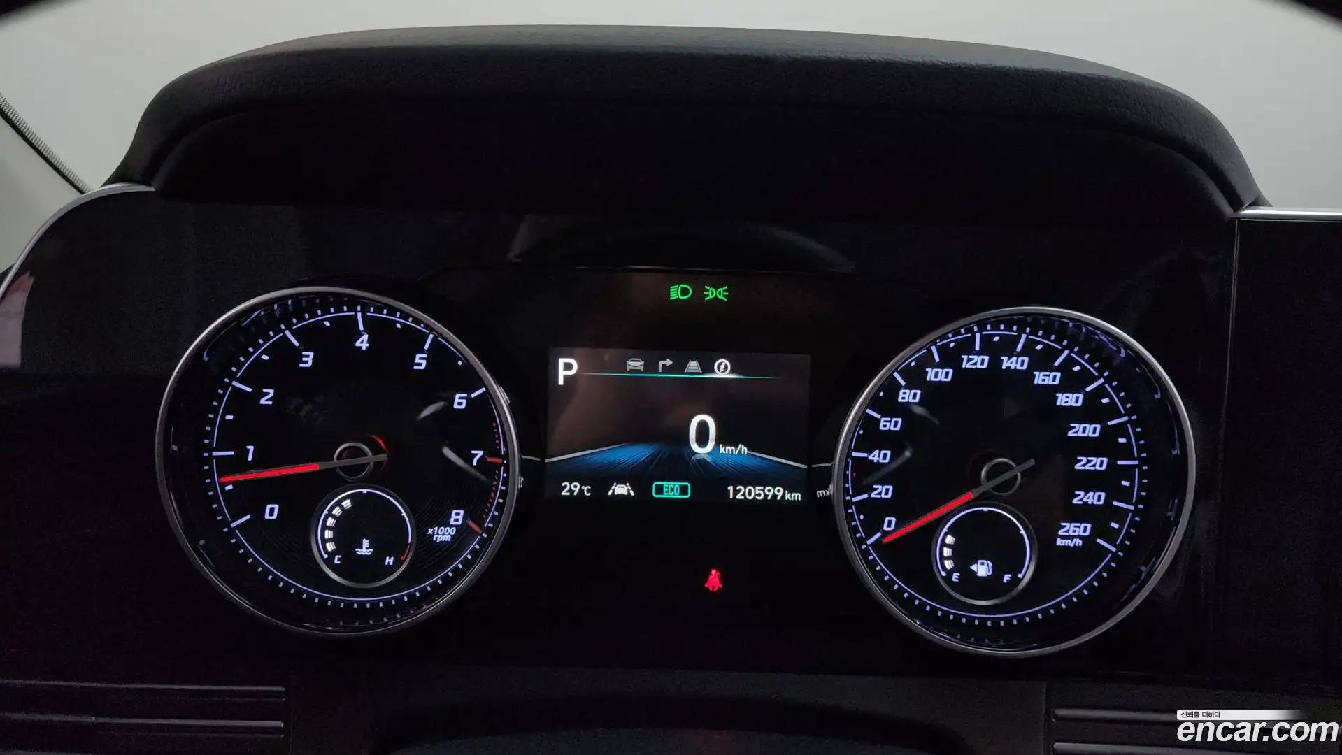 Grandeur Hyundai 2021.8-INNER-008
