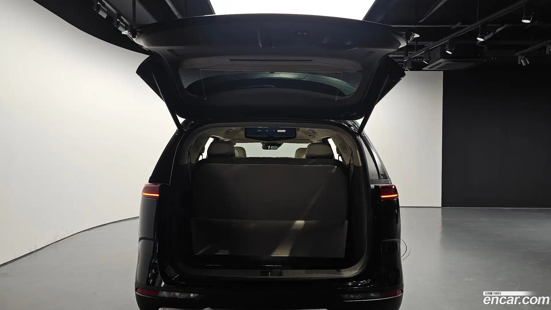 Canival Kia 2023.0-OPTION-024