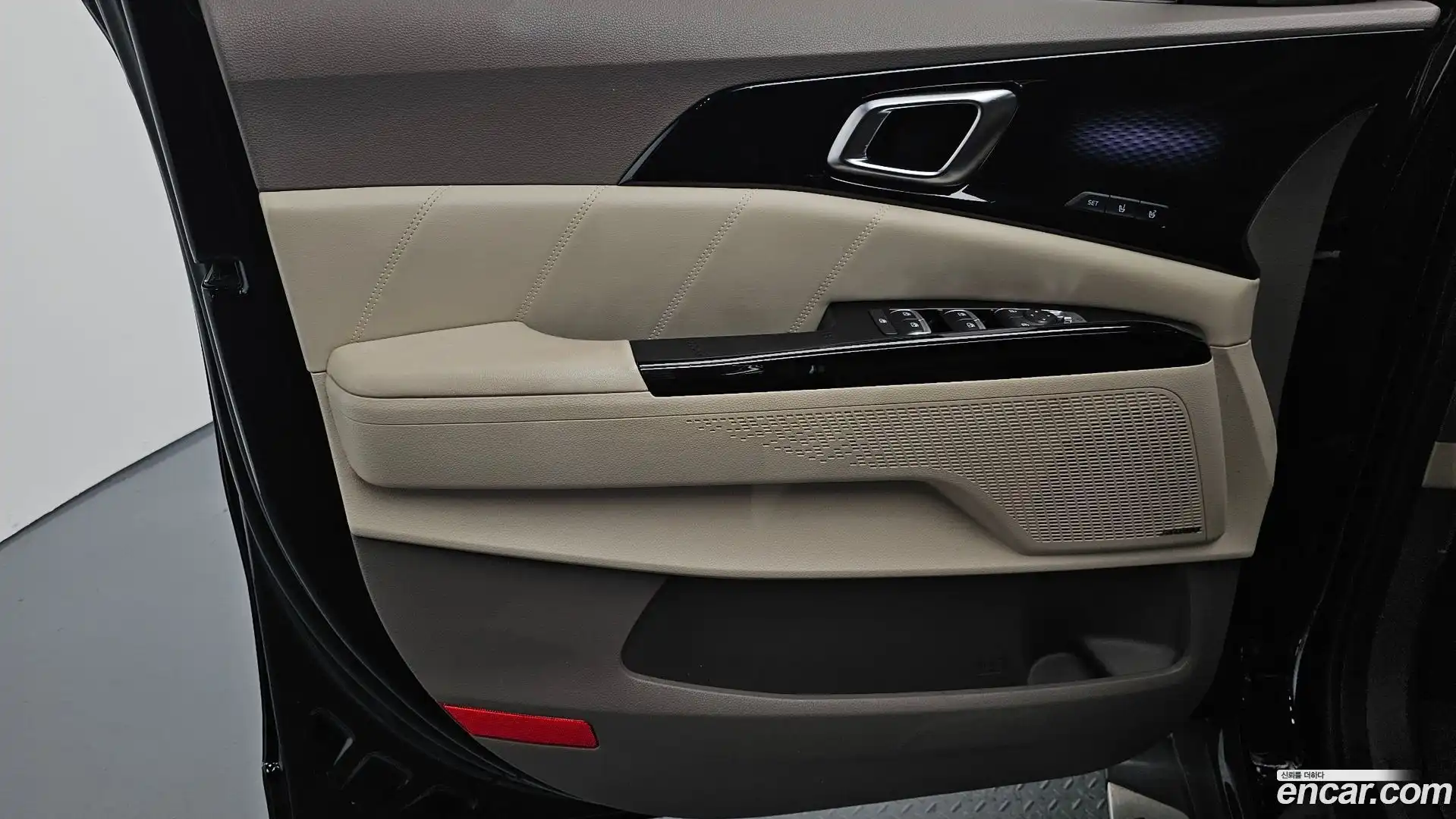 Canival Kia 2023.0-INNER-034