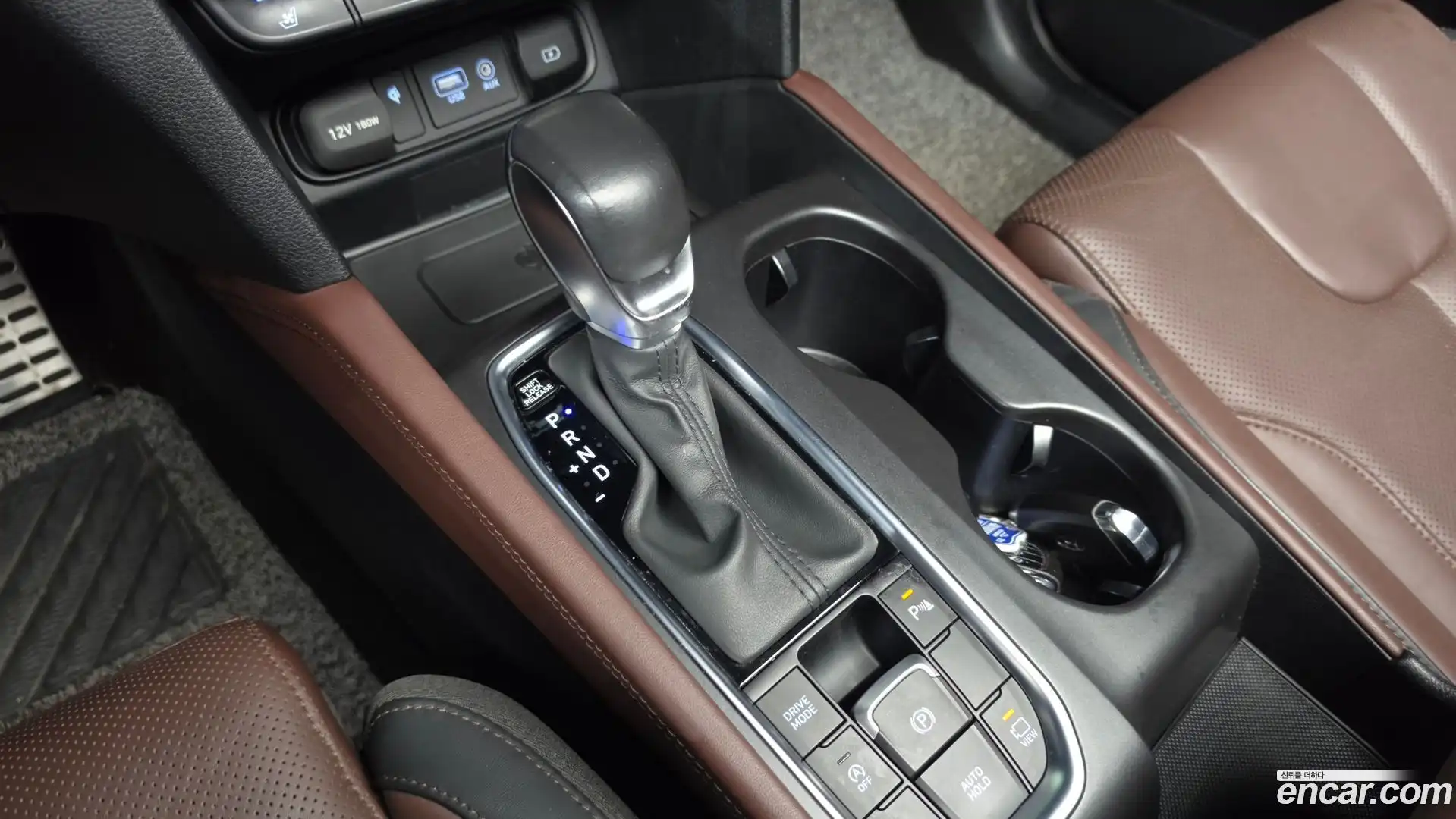Santafe Hyundai 2018.8-INNER-009