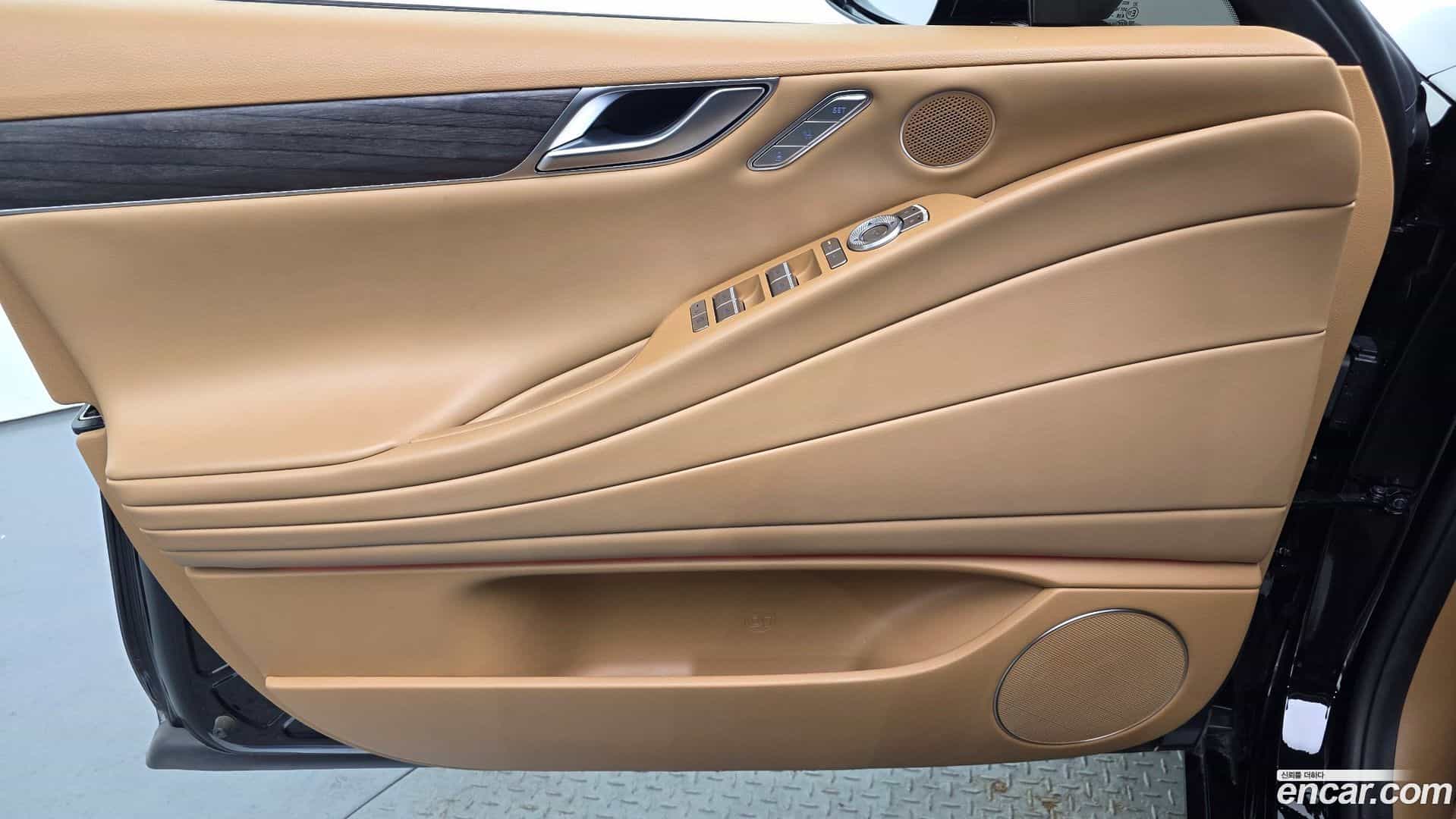 G80 Genesis 2024.3-INNER-034
