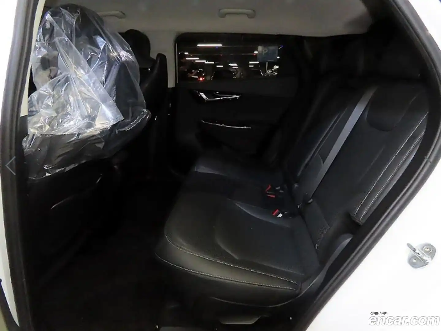 EV6 Kia 2022.1-INNER-007