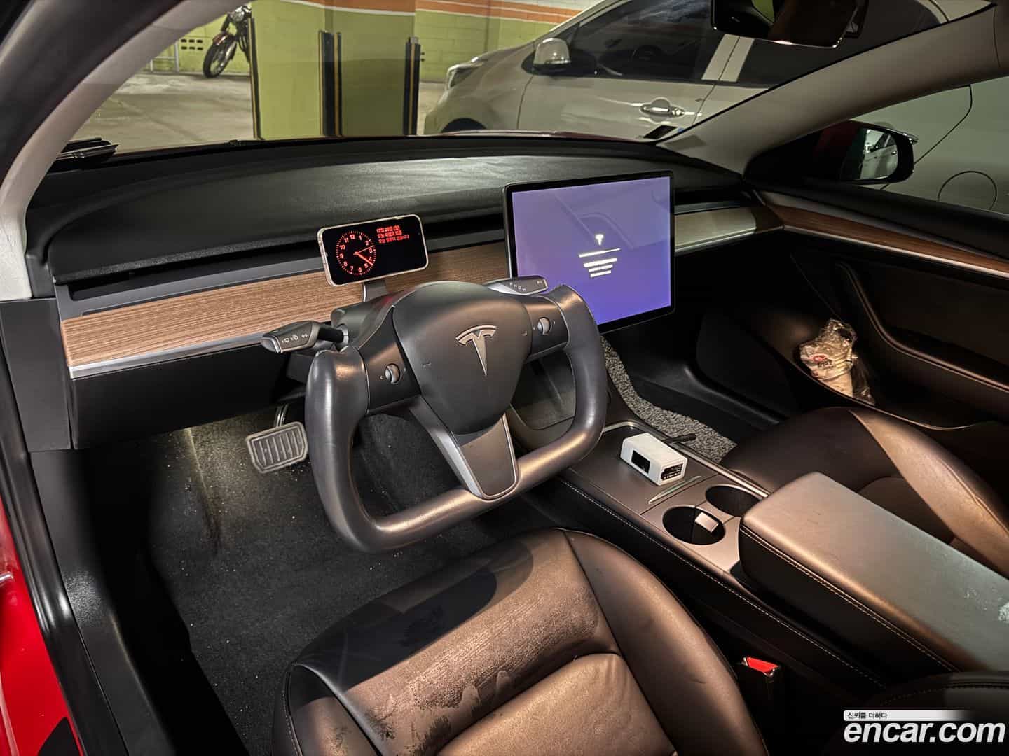 Model 3 Tesla 2022.2-OUTER-005